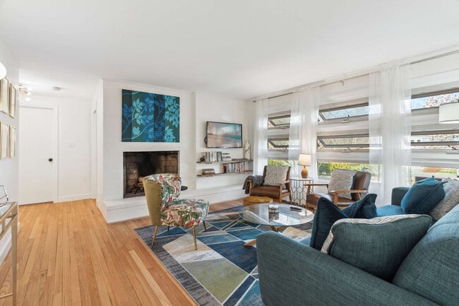 Building Photo - 171 Brackett Rd