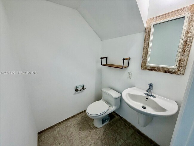 Building Photo - 60 SW 13th St