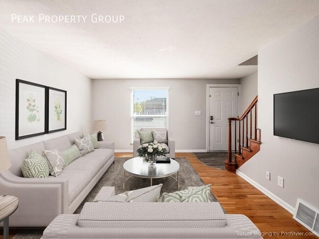 Building Photo - 1056 Westborough Dr N