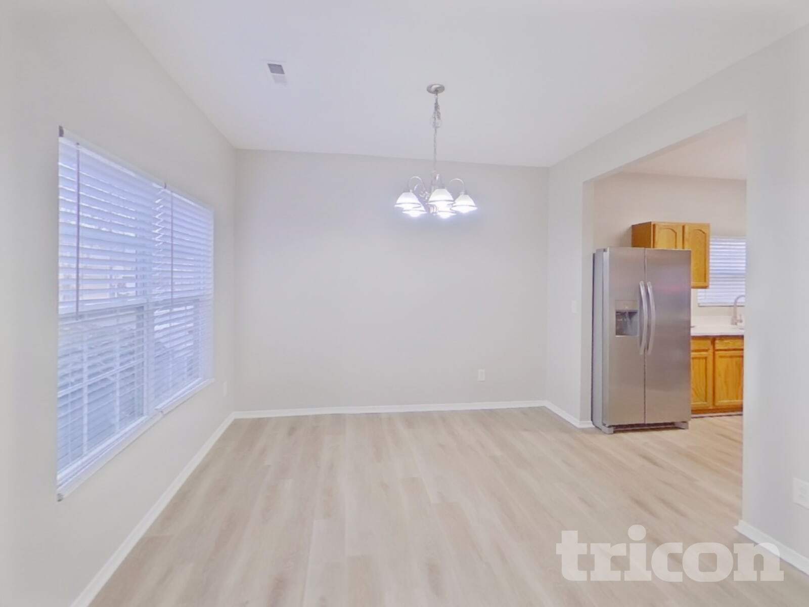 Building Photo - 3728 Charterhall Ln