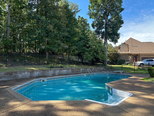 Building Photo - 10135 Ridgewood Oak Dr