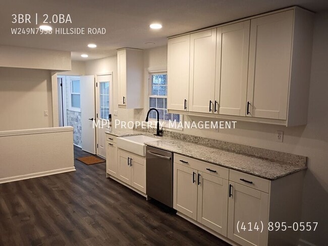 Building Photo - W249N7958 Hillside Rd