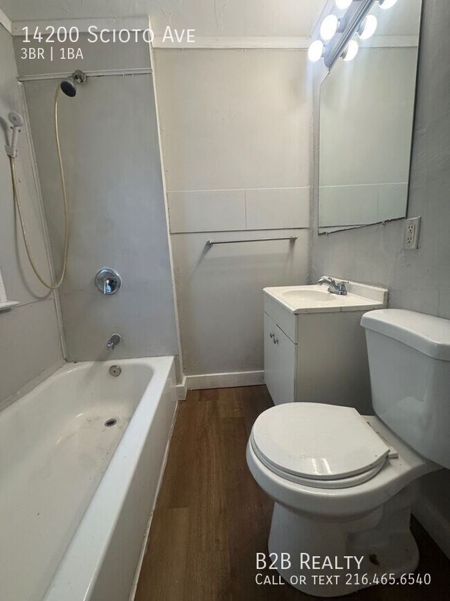 Building Photo - 14200 Scioto Ave