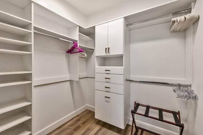 Building Photo - 30737 S Osprey Dr