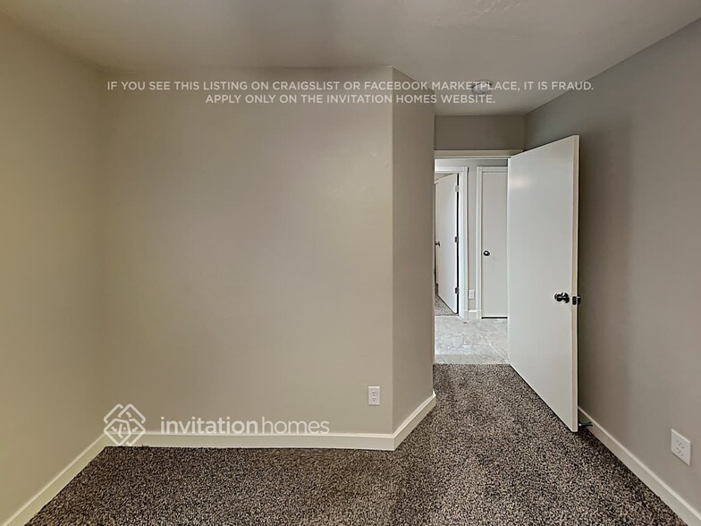 Building Photo - 3243 W Yellow Peak Dr