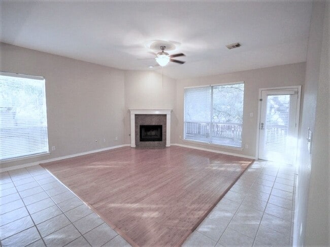 Building Photo - Desirable 4 bedroom home in BEAUTIFUL Steiner Ranch!