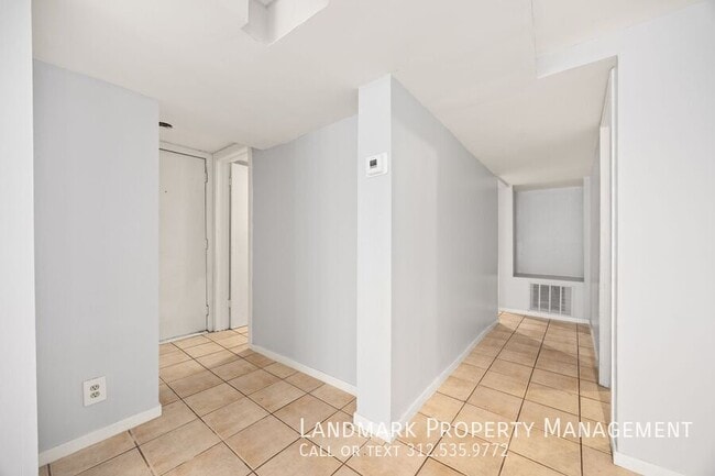 Building Photo - 4614 N Central Park Ave