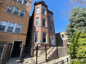 Building Photo - 2844 N Whipple St