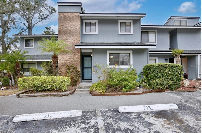 Building Photo - 713 St Matthew Cir