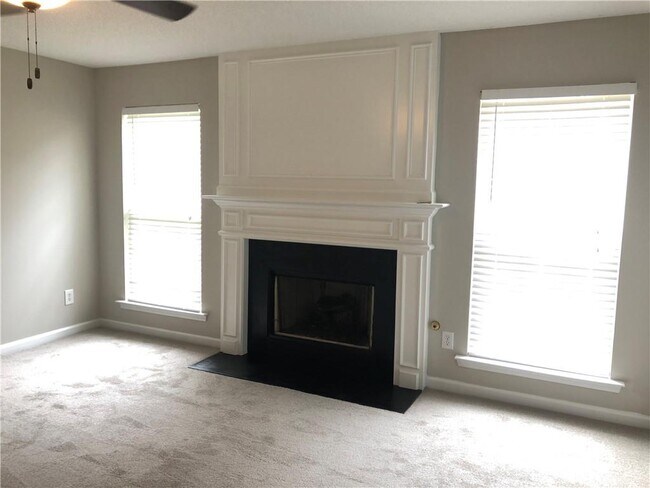 Building Photo - 1909 Hampton Springs Ct SW