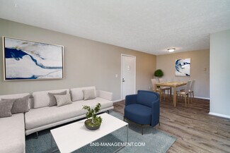 Building Photo - Woodside Aparments