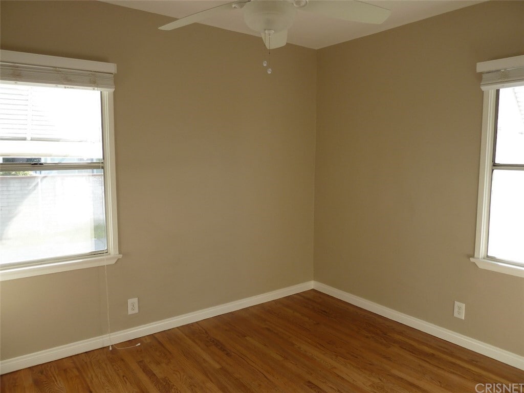 Building Photo - 1211 N Kenwood St