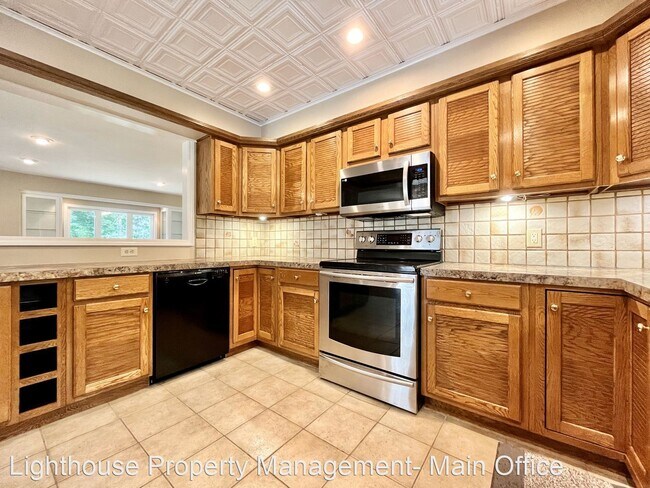 Building Photo - 4 br, 2.5 bath House - 4500 8th Ave