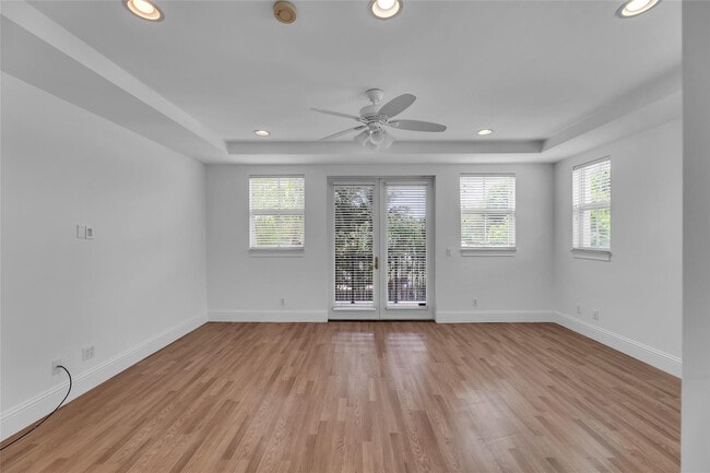 Building Photo - 416 SW 11th St