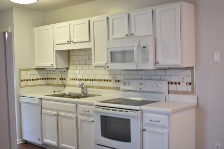 Building Photo - 1511 Willoughby Pk Ct