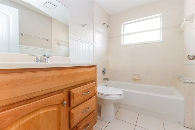 Building Photo - 8120 Blue Finch Way