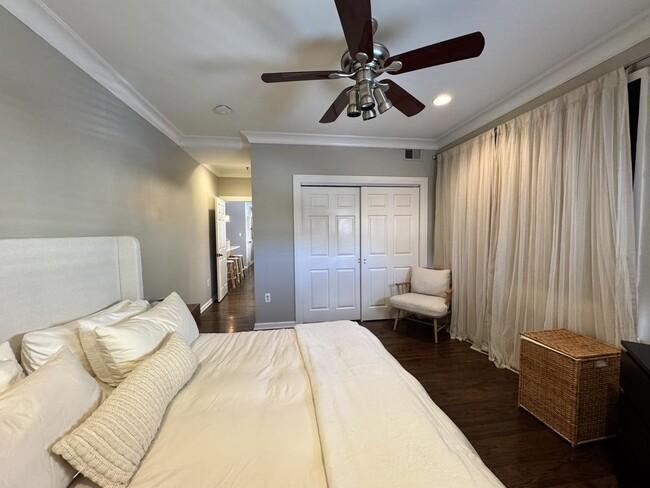 Building Photo - 531 Jefferson St