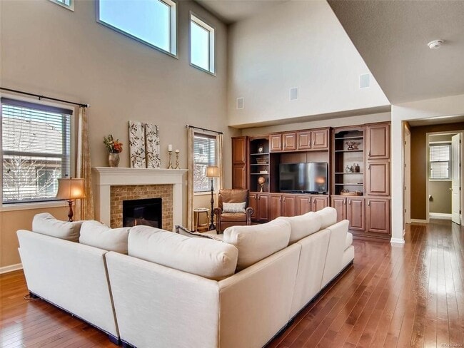 Building Photo - 10732 Hillsboro Cir