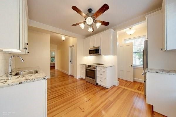 Building Photo - 16 Bull St