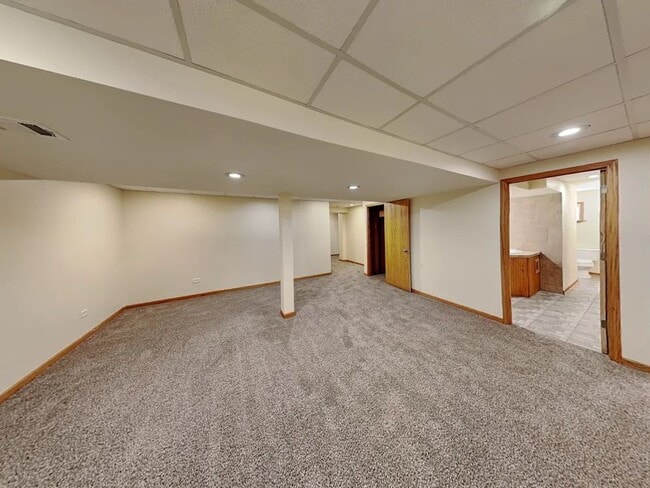 Building Photo - 2900 Wake Island Dr