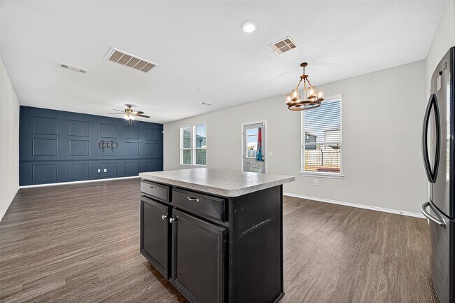 Building Photo - 5027 Brewcastle Ln