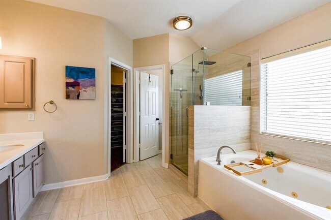 Building Photo - 20815 Winlock Trace Dr