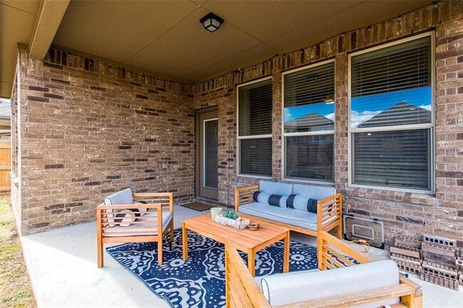 Building Photo - 5305 Traviston Dr