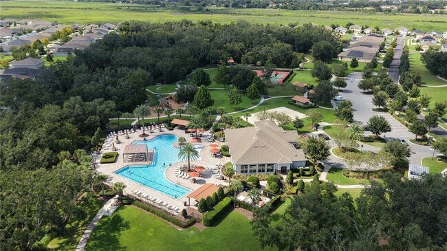 Building Photo - 1583 Barberry Dr