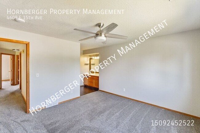 Building Photo - 4609 E 15th Ave