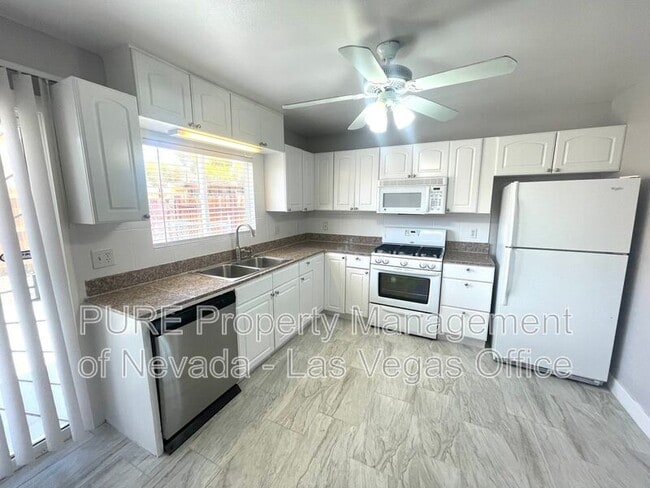 Building Photo - 5934 Via La Contera Dr