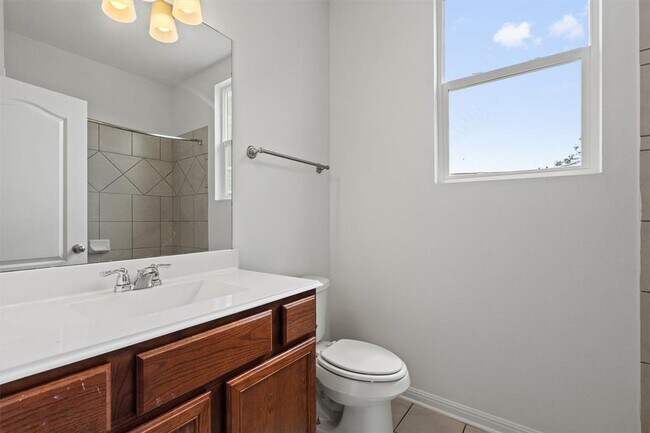 Building Photo - 1629 Arbor Knot Dr