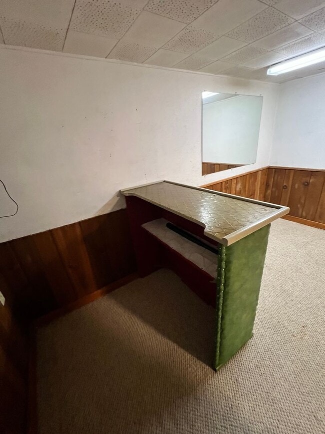 Building Photo - 140 E Niagara St