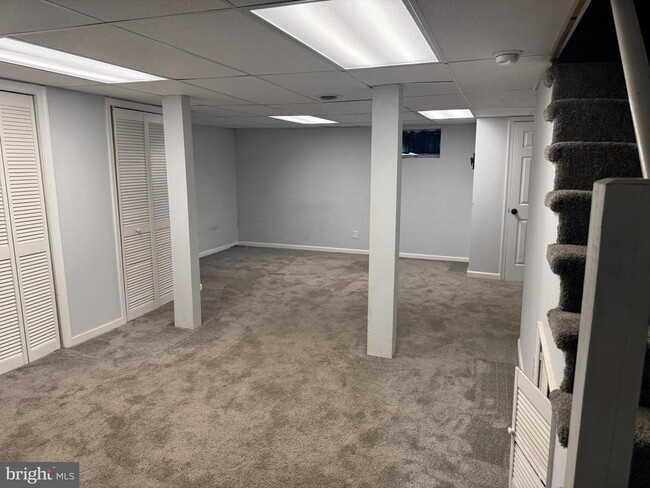 Building Photo - 100 Cypress Dr