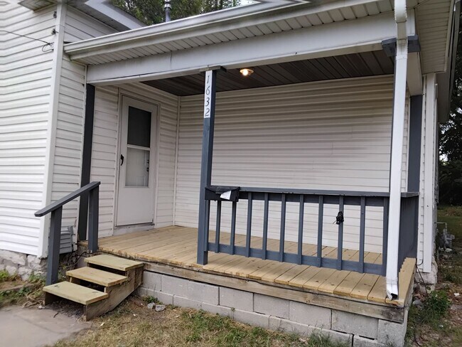 Building Photo - 1632 N Irving Ave