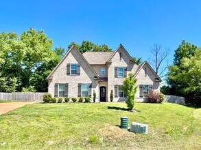 Building Photo - 8636 Birnham Cove