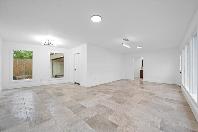 Building Photo - 1206 Timber Ln