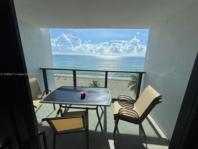 Building Photo - 2301 S Ocean Dr