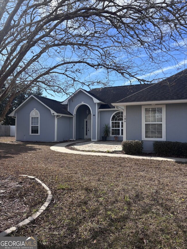 Building Photo - 106 Lake Manor Dr