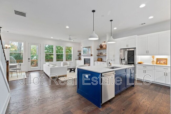 Building Photo - 1416 Silverleaf Trail