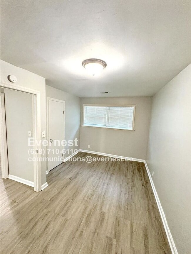 Building Photo - 4402 Davana Dr