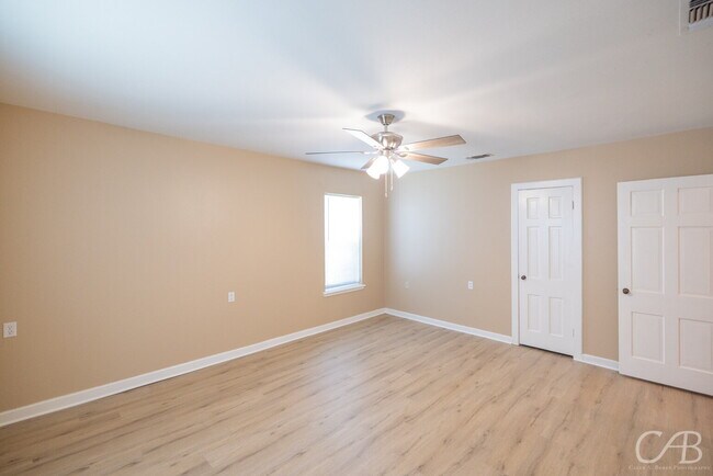 Building Photo - For Lease