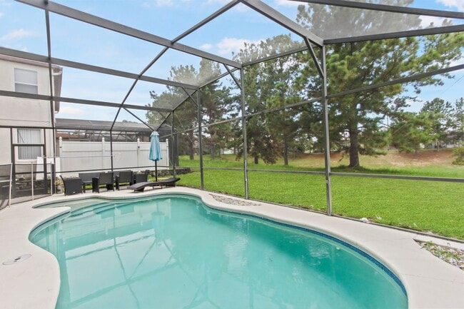 Building Photo - 131 Willow View Dr