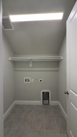 Building Photo - 5001 Basham Ln