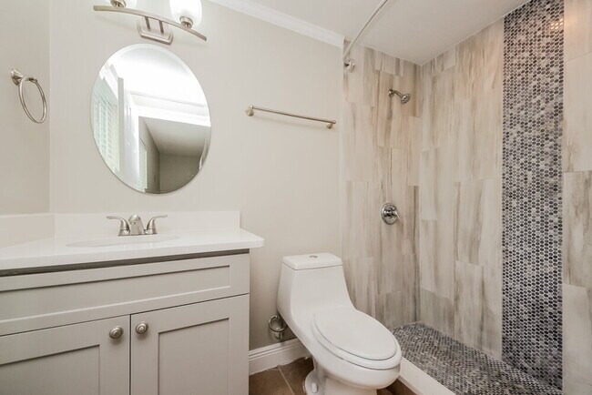 Building Photo - 4808 Reginald Rd