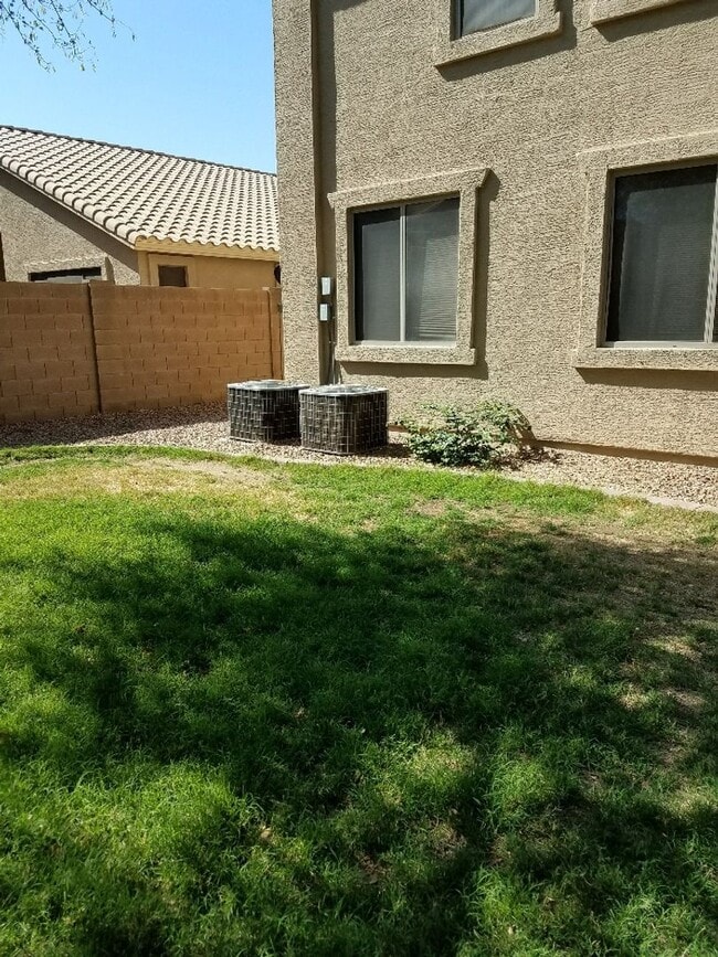 Building Photo - FREE RENT OAC  4 bedroom  3 car garage RV Gate