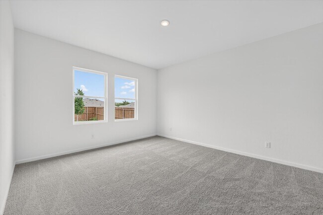 Building Photo - 1301 Elliott Rd