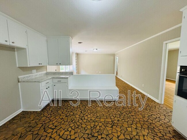 Building Photo - 2649 Burkelaun Dr