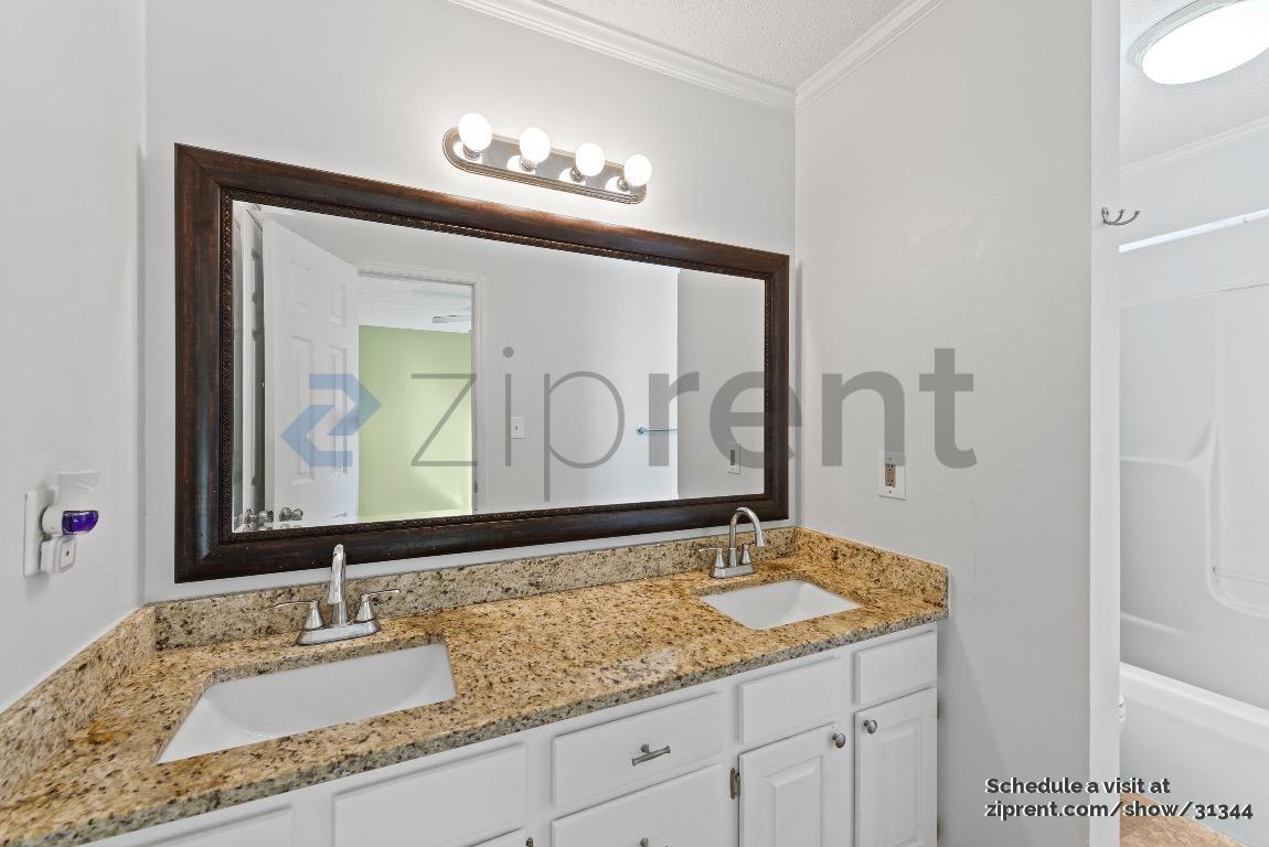 Building Photo - 2502 Foxworth Dr