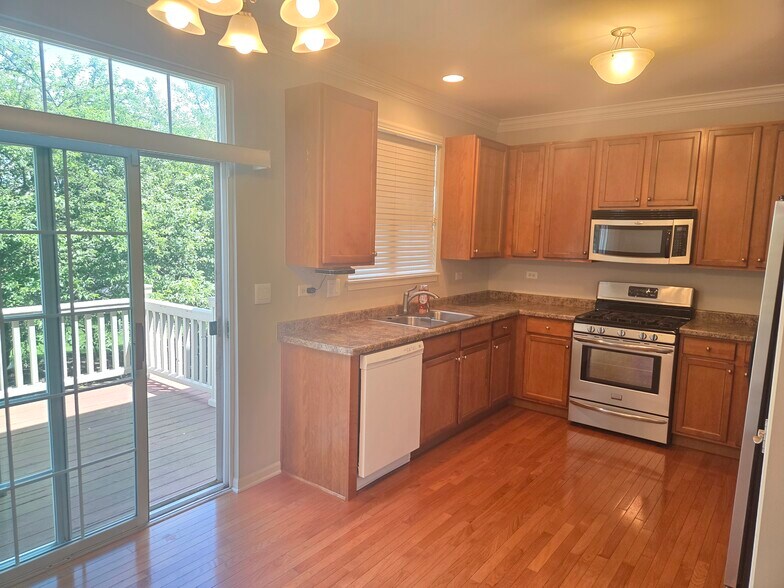 Building Photo - 3419 Bradbury Cir