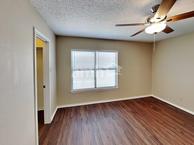 Building Photo - 9815 Criswell Crk